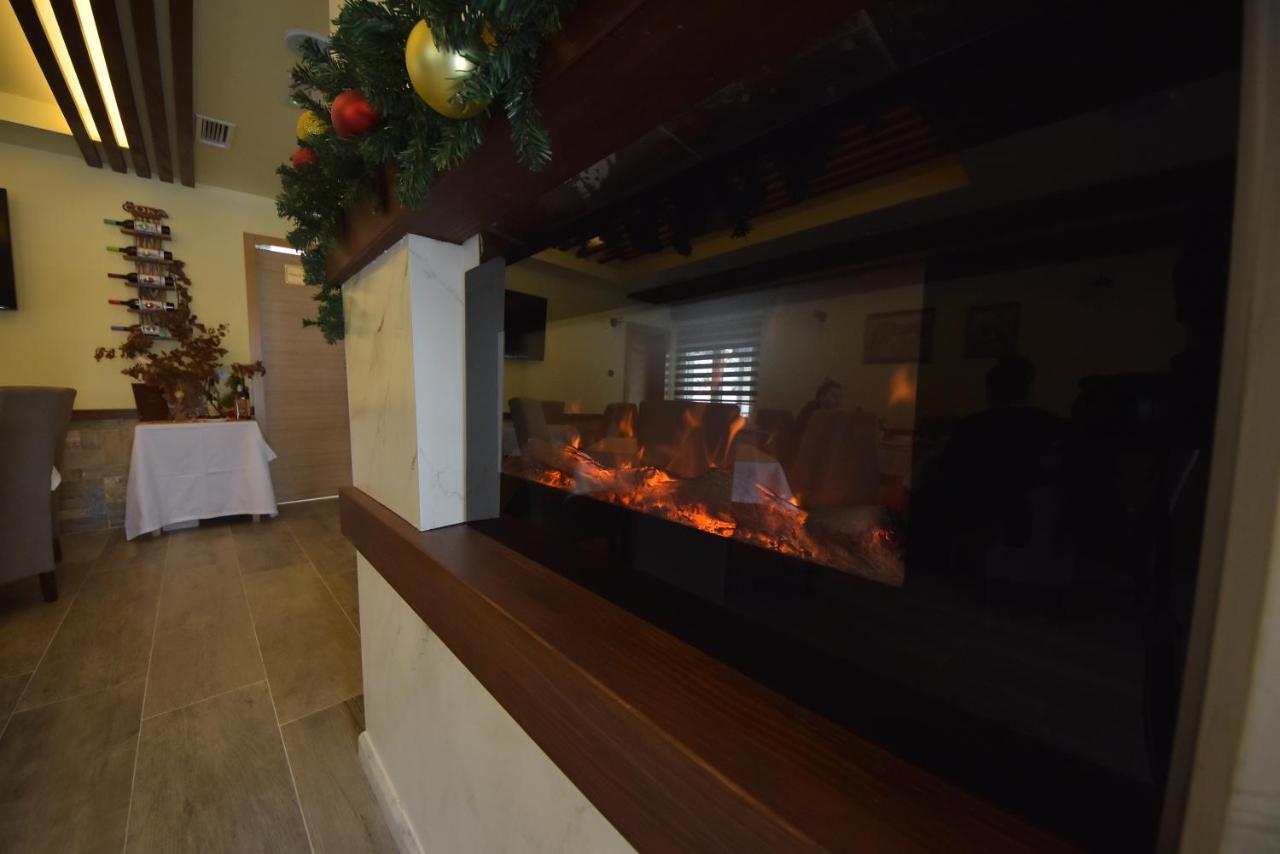 Hotel Luznjanin Restoran I Sobe Josanicka Banja Exteriér fotografie